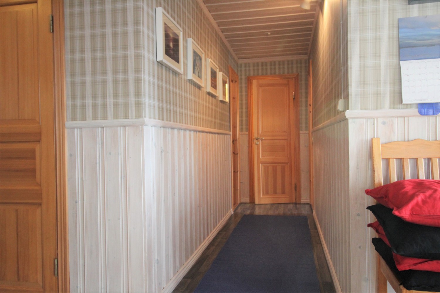 Hall mot sovrum 2 och 3 