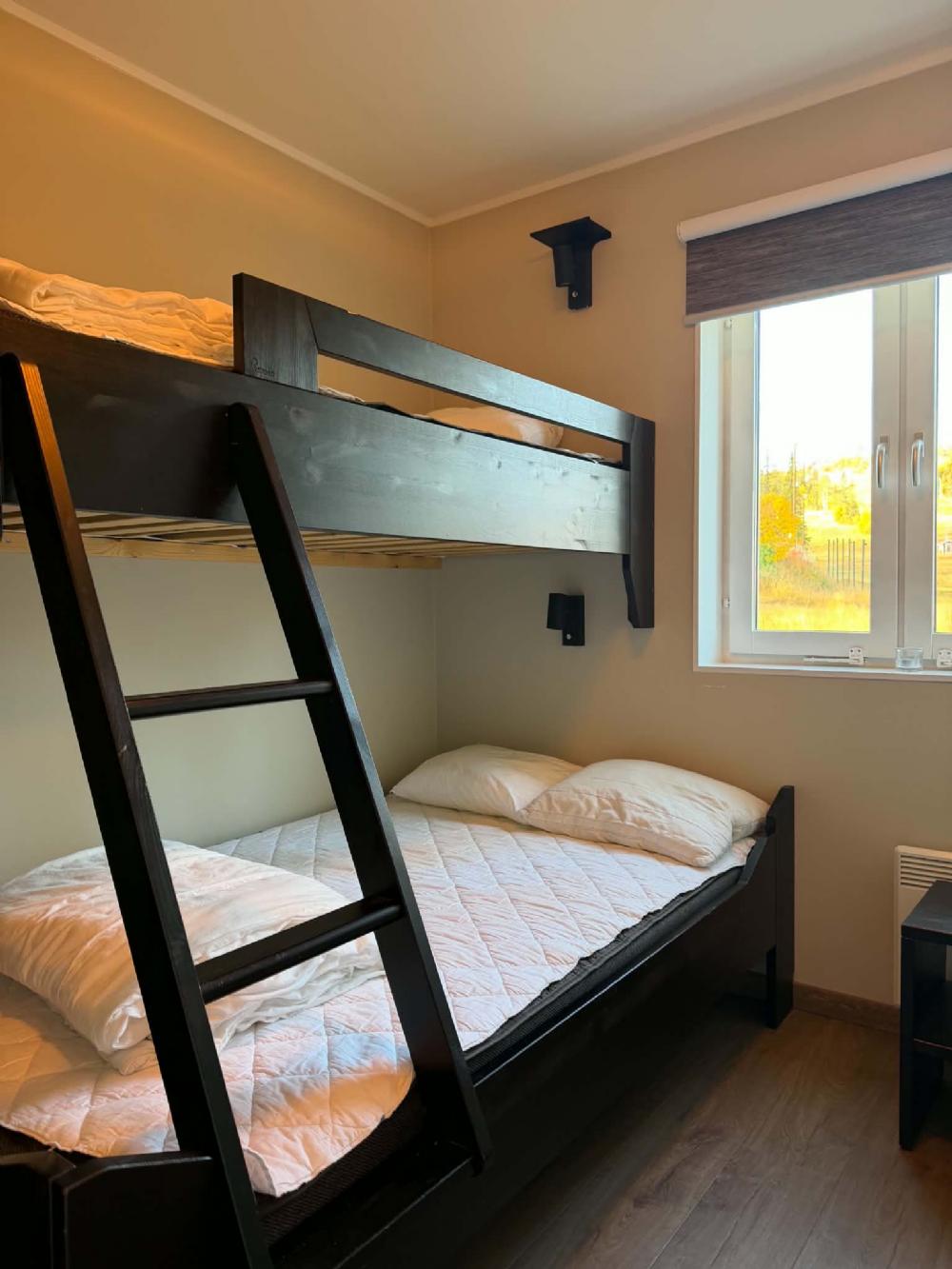 Sovrum 4 med v�ningss�ng, 90+120&nbsp;