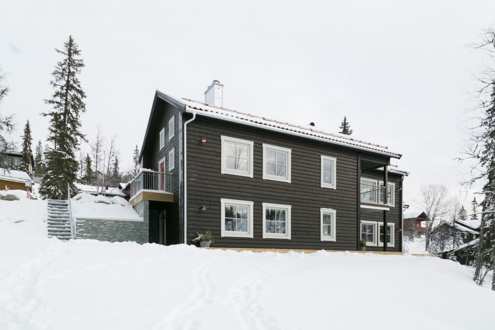 Falkstigen 10